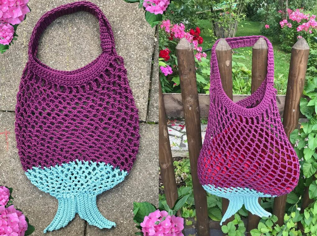 Zweifarbige gehäkelte Netz-Tasche in Beerentönen mit helltürkisfarbenem, fischschwanzförmigem Boden und rundem Henkel