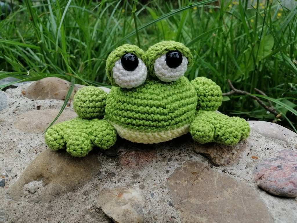 kleiner Frosch-Dekoidee-Häkelanleitung - Bild 3