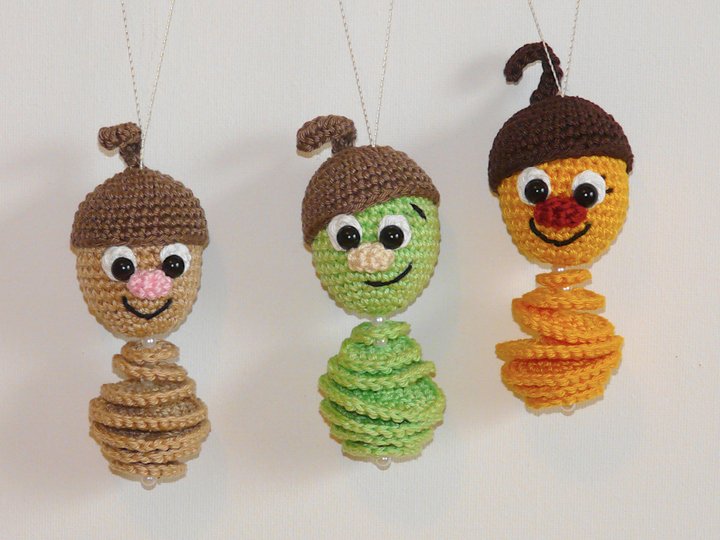 Häkelanleitung Herbstanhänger Eichel und Kastanie