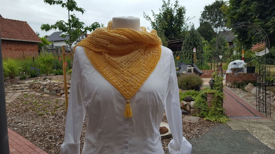 Häkelanleitung - V-Schal "Flowers"