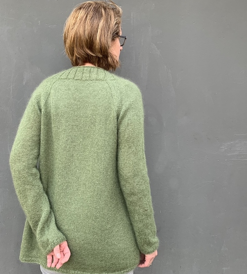 Strickjacke mit Raglanschräge aus Mohair, Strickanleitung