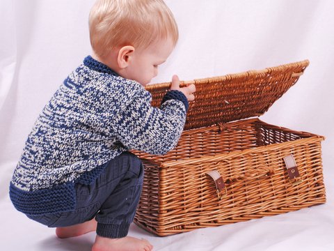 Strickanleitung Babyjacke Fin & Finja in Größen 62 bis 96