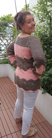 Häkelpulli "Wave" für alle Größen geeignet