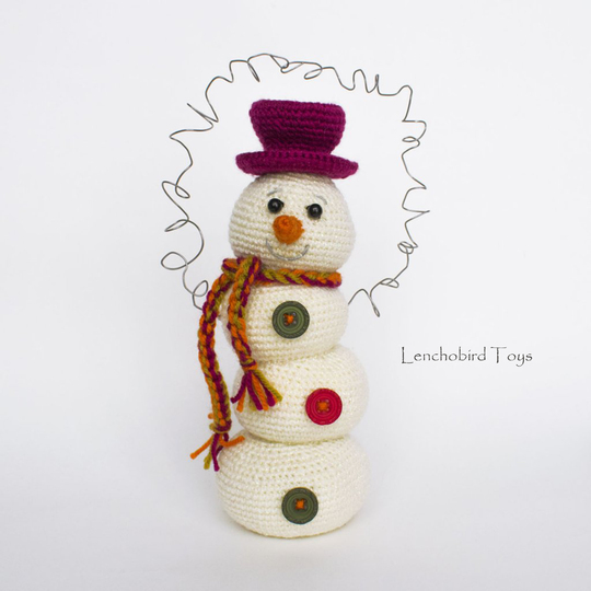 Amigurumi pattern for Christmas snowman 4 lumps