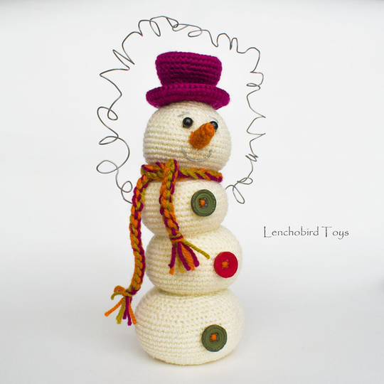 Amigurumi pattern for Christmas snowman 4 lumps