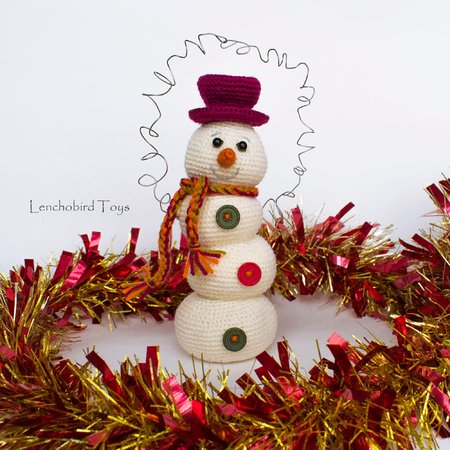 Amigurumi pattern for Christmas snowman 4 lumps