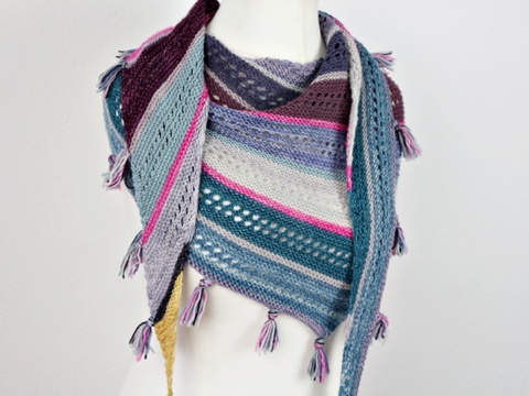 Knitting Pattern Scrap Yarn Shaw PDF No Ends to Weave In Triangular Shawl