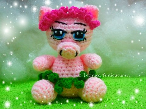 Crochet pattern of Mikka, the sweet pig PDF ternura amigurumi english- deutsch- dutch