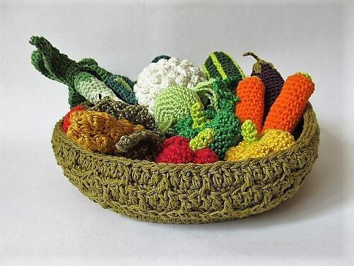 Häkelanleitung Korb mit Gemüse für den Kinder-Kaufladen