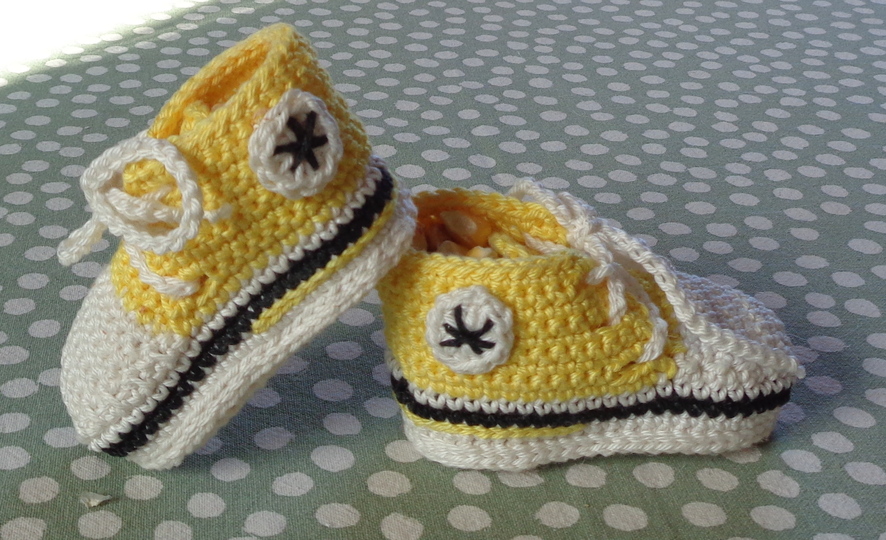 Babyschuhe - Turnschuhe - gehäkelt
