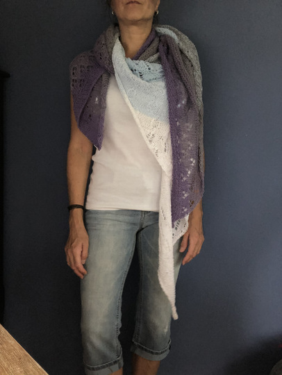 Strickanleitung - Bobbel-Dreieckstuch mit Farbverlauf "Sommer am Meer"