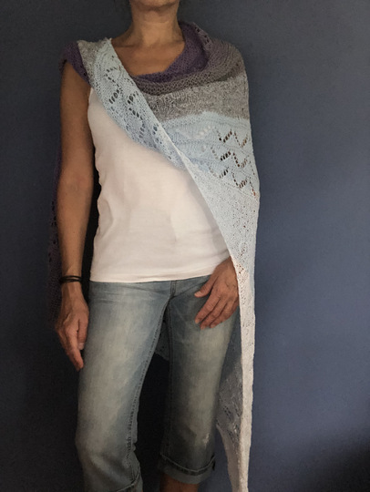 Strickanleitung - Bobbel-Dreieckstuch mit Farbverlauf "Sommer am Meer"