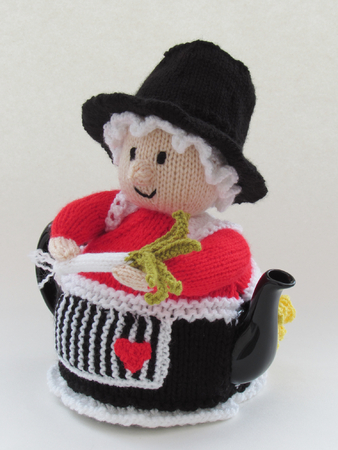 Welsh Lady Tea Cosy Knitting Pattern