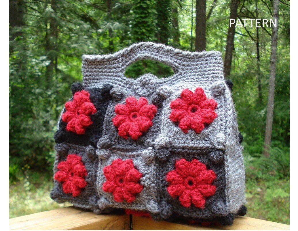 Popcorn Motif Clutch Bag - PA-224