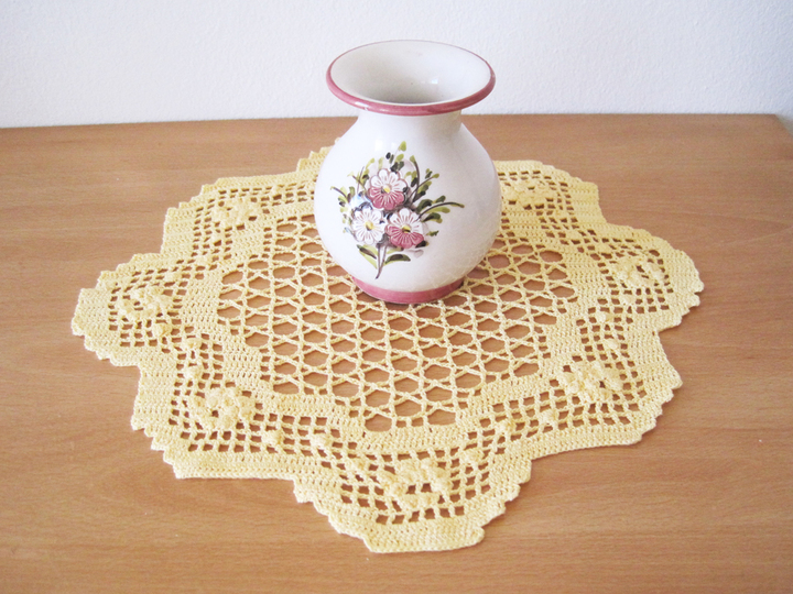 Vintage Deckchen häkeln Ø 34 cm - Häkelanleitung