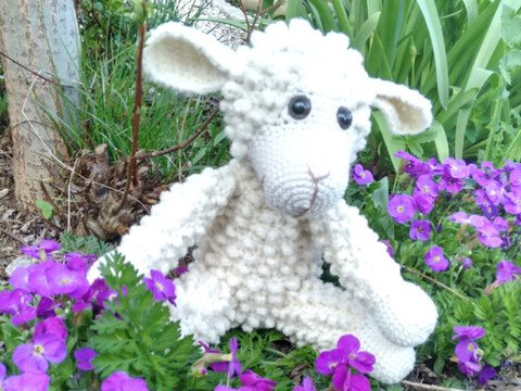 Häkelanleitung Schaf Lola
