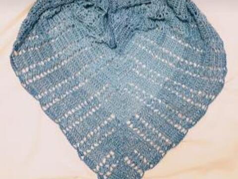 Häkelanleitung Dreieckstuch Würfellinie