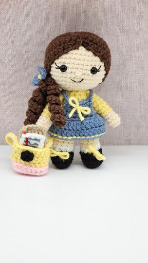 Pippa Goes to School- Crochet Amigurumi Pattern PDF- English