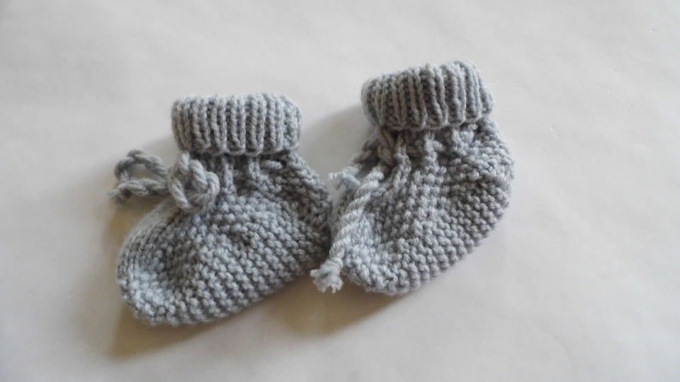 Strickanleitung Set Mütze/ Jacke / Schuhe grau Gr. 62/68