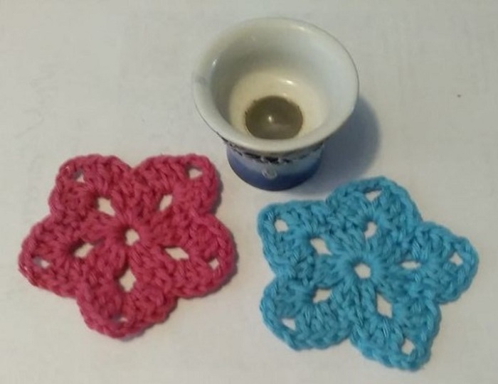 Häkelanleitung Untersetzer-Parade Nr.3