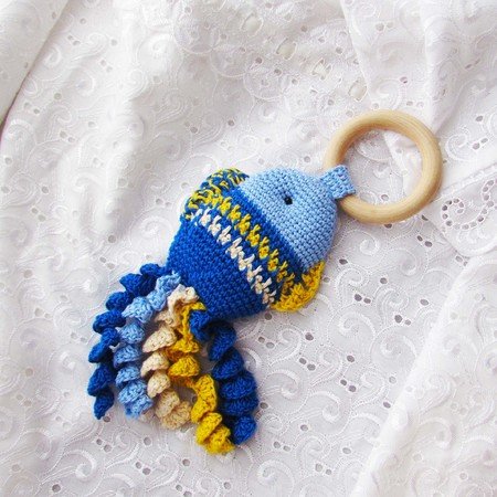 Crochet baby rattle teething ring pattern
