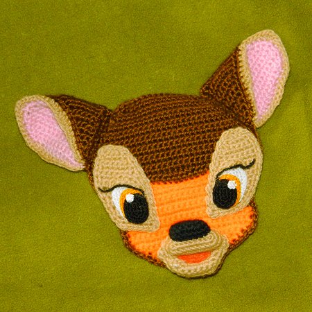 Crochet applique pattern for Bambi Fawn face. Kids clothes decor.