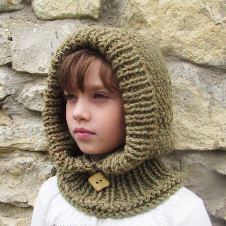 Knitted cowl pattern