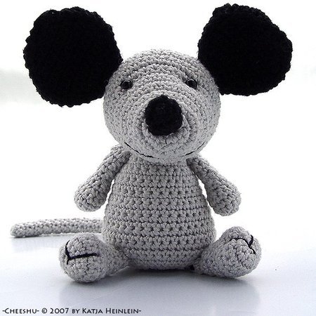 mouse cheeshu, crochet amigurumi, PDF Pattern by Katja Heinlein animal figure tutorial