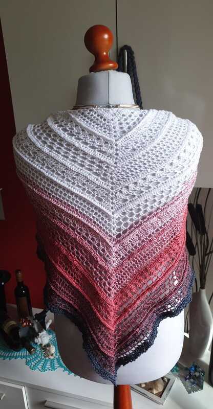 Häkeltuch First Difference - Bild 2