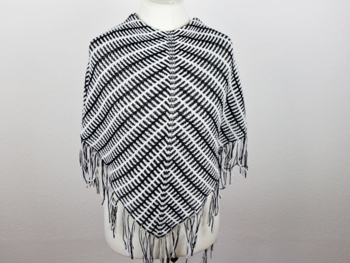 Knitting Pattern PDF Poncho Shawl Easy – Modern Triangle Shawl for Beginner