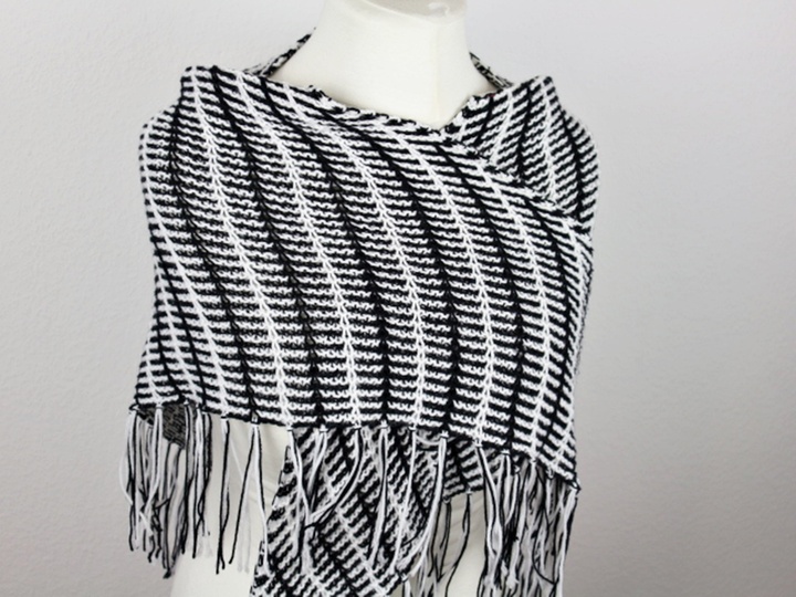 Knitting Pattern PDF Poncho Shawl Easy – Modern Triangle Shawl for Beginner