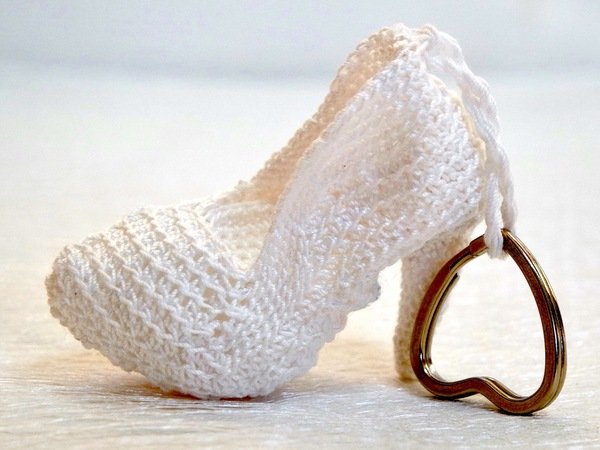 Crochet Pattern The Bridal Shoe