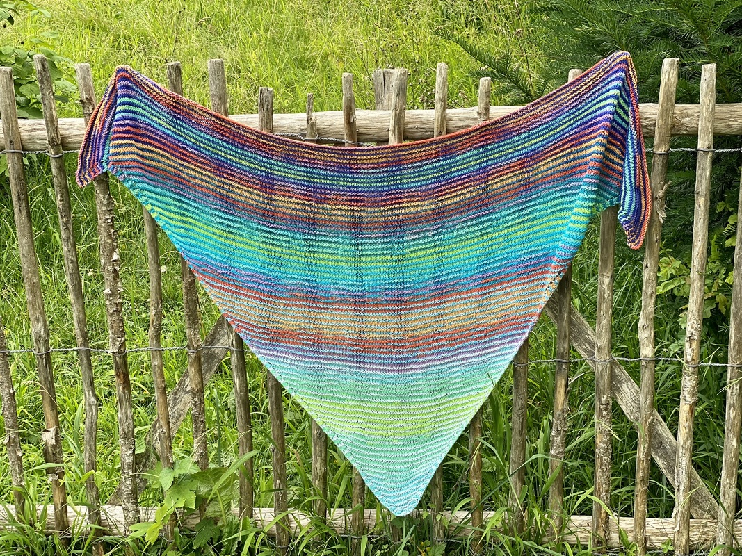 Einsteigertuch lllusionsstricken "Fenster zum Regenbogen"| Schattenstricken