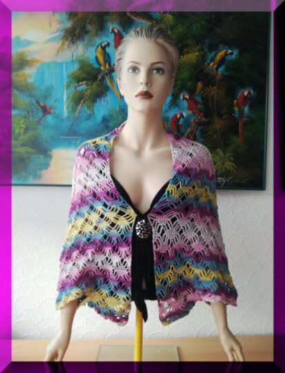 Schultertuch " Mebura " mit XXL - Ärmeln