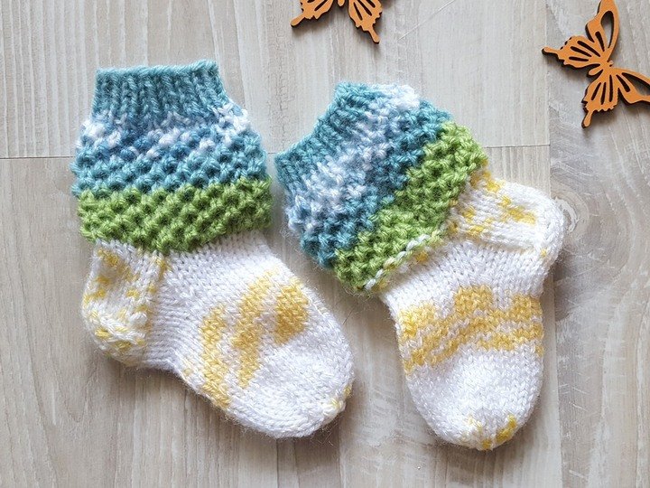 Strickanleitung Babysöckchen, Babysocken, Sohlenlänge ca. 9 cm   #265