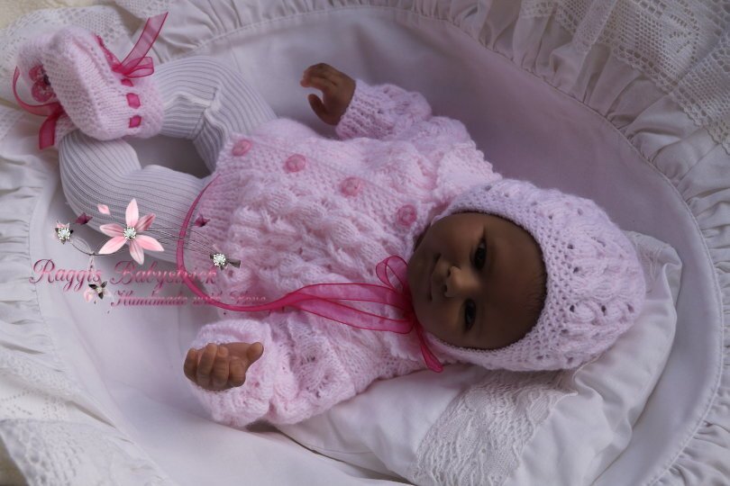 Strickanleitung für Baby's u. Reborns 3-teilig Modell Patty Gr. 50