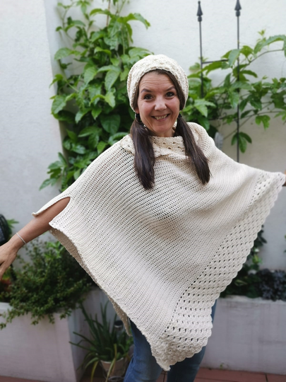 Poncho & Beanie Set "Carissima"