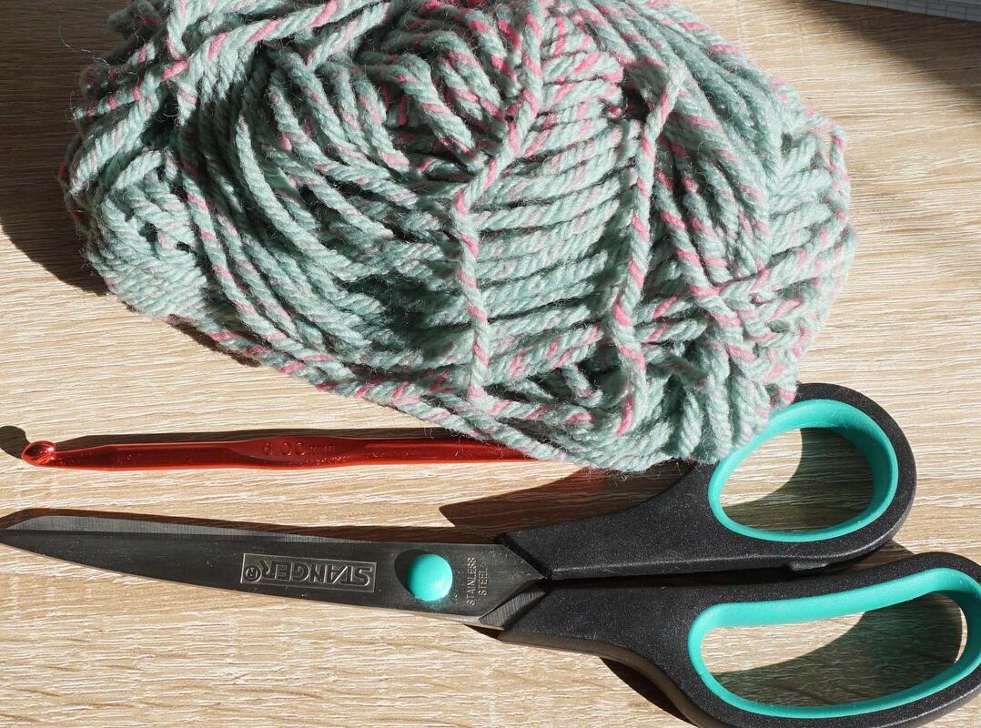 Crochet pattern: Bow Style Headband - Image 3