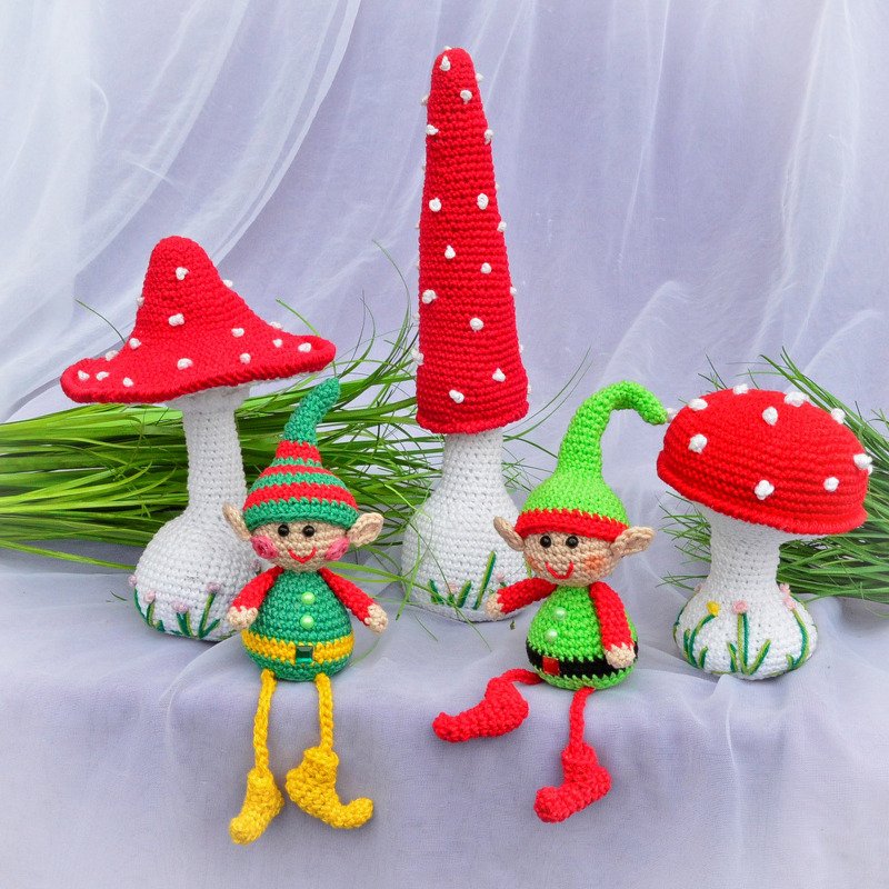 kleine Kantenhocker Herbstelf  Winterwichtel Wichtel  mit 2 Mützen