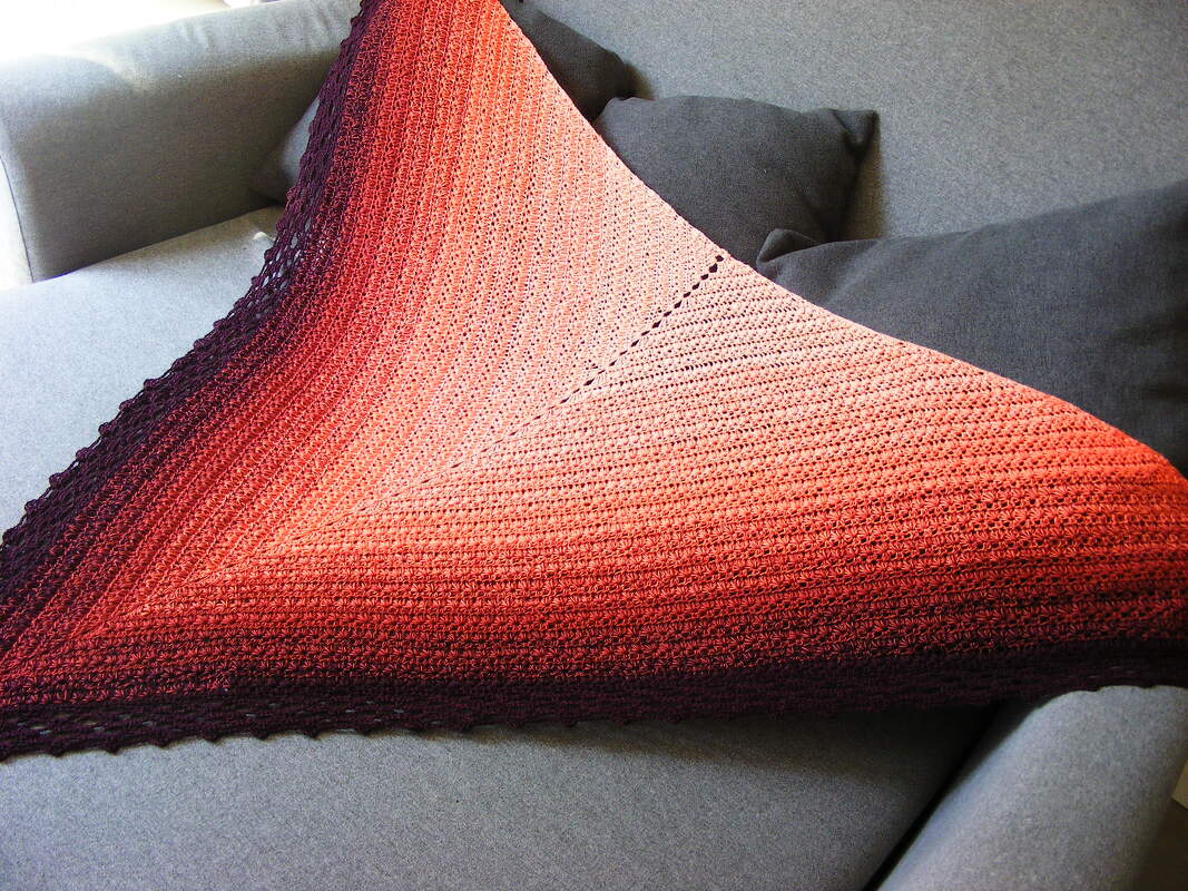 Häkelanleitung "Espina - Dreieckstuch mit Sternchenmuster im Baukastenverfahren" - Bild 2