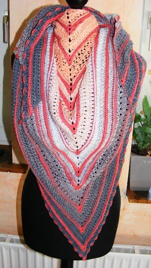 Häkelanleitung "Espina - Dreieckstuch mit Sternchenmuster im Baukastenverfahren"