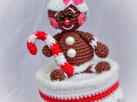 Ginger bread Lebkuchenmännchen mit Zuckerstange als Deckelbezug oder Dekofigur