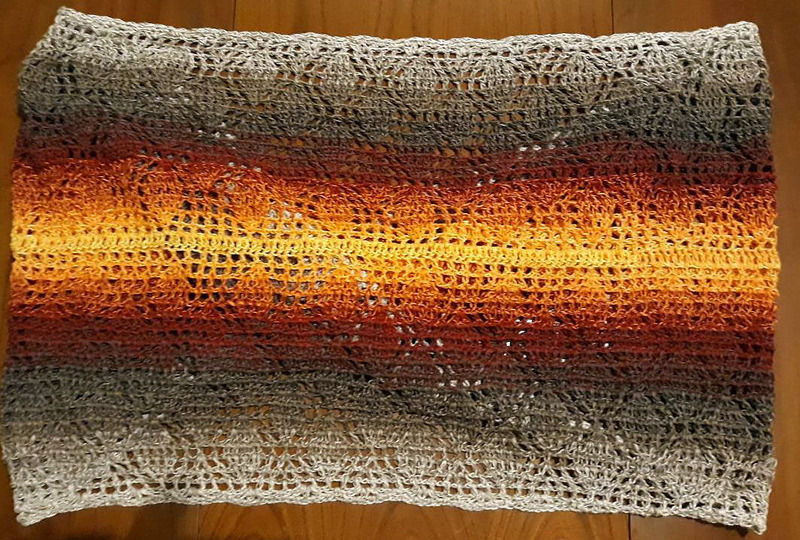 Häkelanleitung Möbiusloop Blätterwald