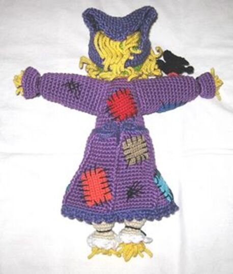 Vogelscheuche Strohpuppe Häkelanleitung Puppe Anleitung Herbst Deko häkeln Amigurumi Krähe