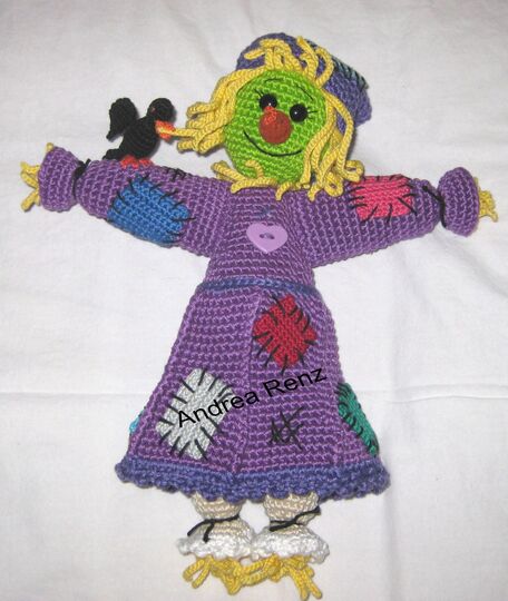Vogelscheuche Strohpuppe Häkelanleitung Puppe Anleitung Herbst Deko häkeln Amigurumi Krähe