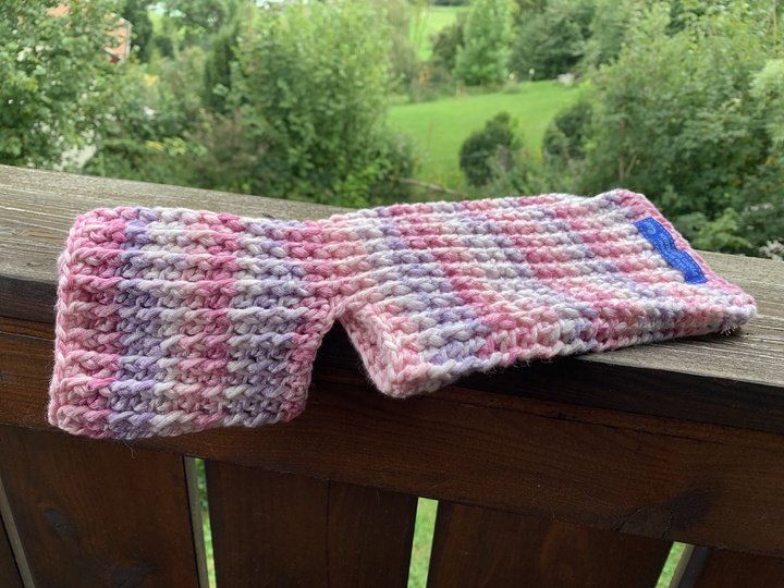 Häkelanleitung - Yoga-Pilates-Socken "OM" (alle Größen)