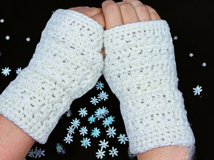 Star Gloves - Crochet Pattern