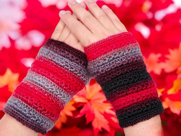 Star Gloves - Crochet Pattern