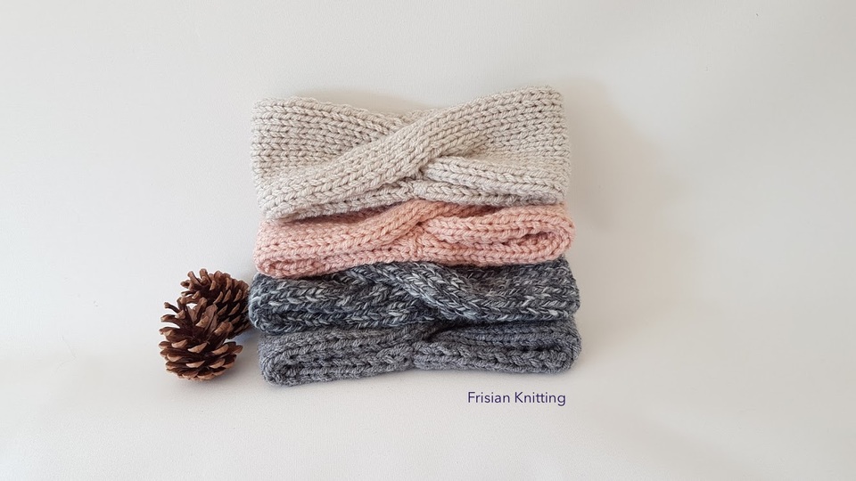 Knitting pattern headband