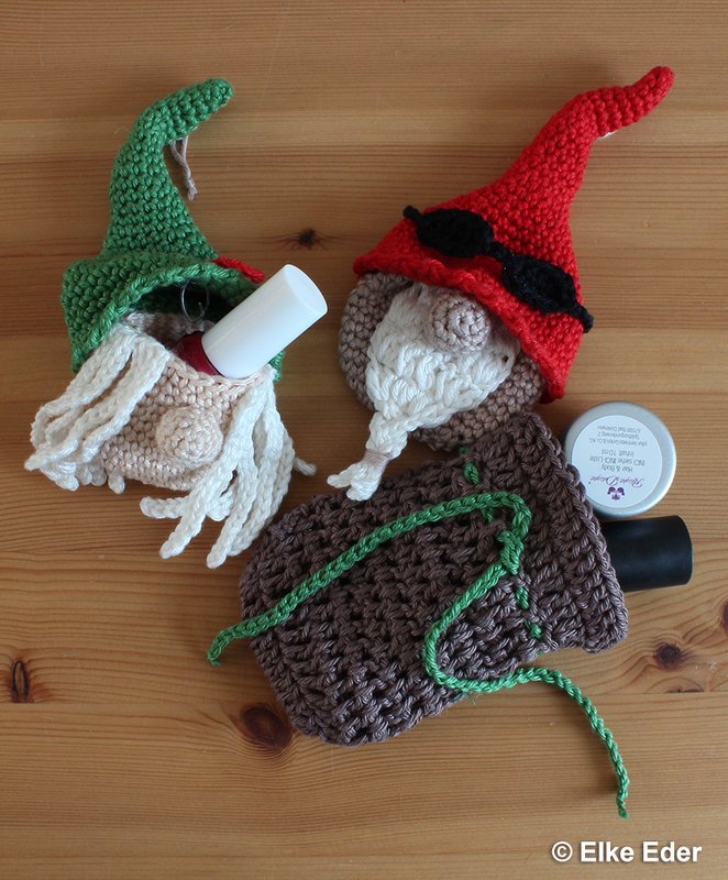 Cute Christmas Elves "Greta and Rocky" - Crochet Pattern - Image 2